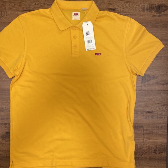 🛑SOLD 🛑🔥MEN LEVIS POLO SHIRT NWT🔥 - Picture 2 of 3